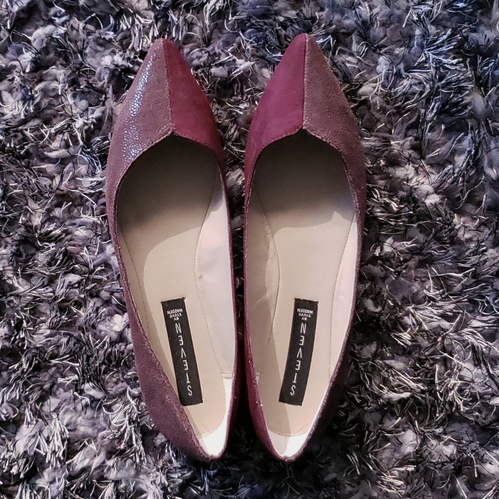 NWOT Steven Two-Tone Leather Pointed Flats - 8.5